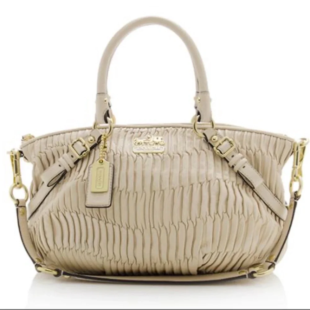 🌾  Coach Madison‎ Sophia Gathered Leather Satchel